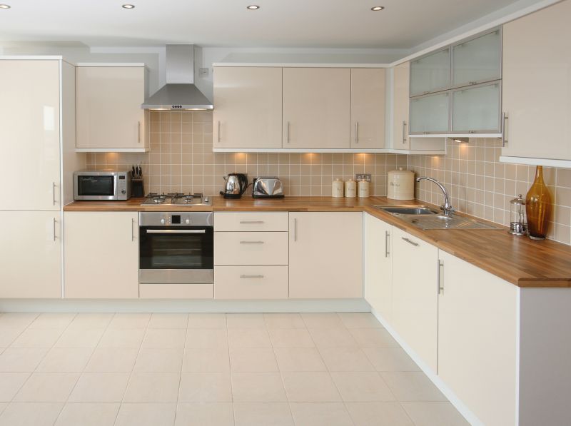 Modern Kitchen Tile Floor